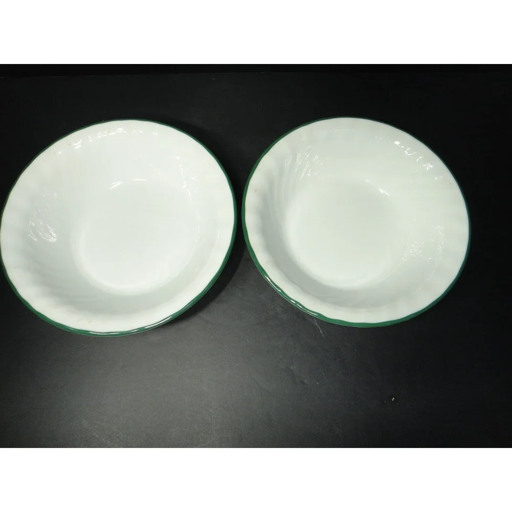 Corelle Corning VTG White Vitrelle 7.25